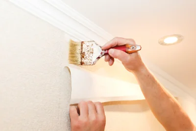 Pose de papier peint à Wamin — revêtements muraux et toiles de verre